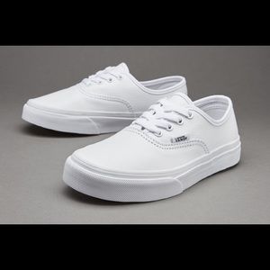 Brand new white vans size 8